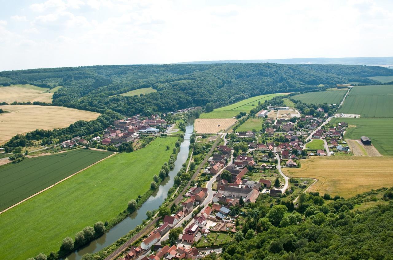 ホテル Waldschloesschen Wangen Wangen  エクステリア 写真